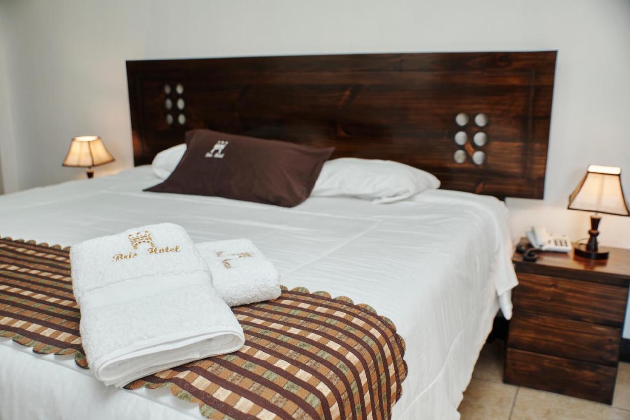 Bris Hotel Gobernadora Екстериор снимка