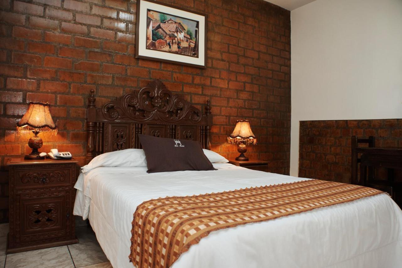 Bris Hotel Gobernadora Екстериор снимка