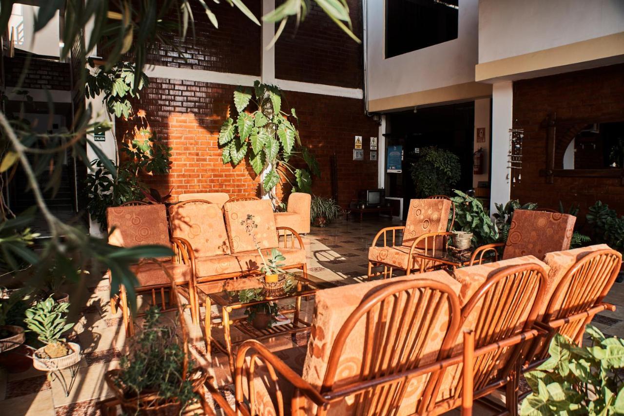 Bris Hotel Gobernadora Екстериор снимка